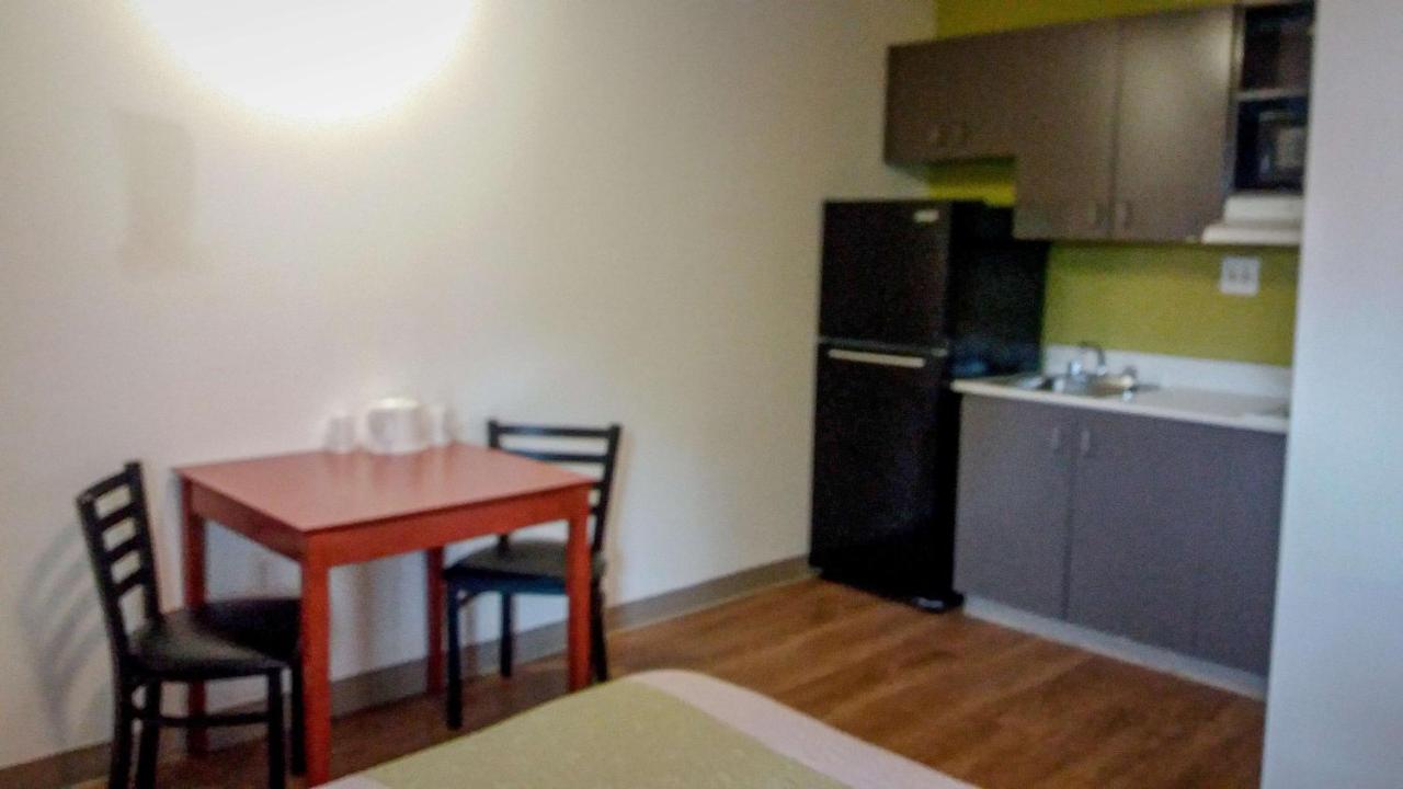 Motel 6-Greensboro, Nc - I-40 Eksteriør bilde